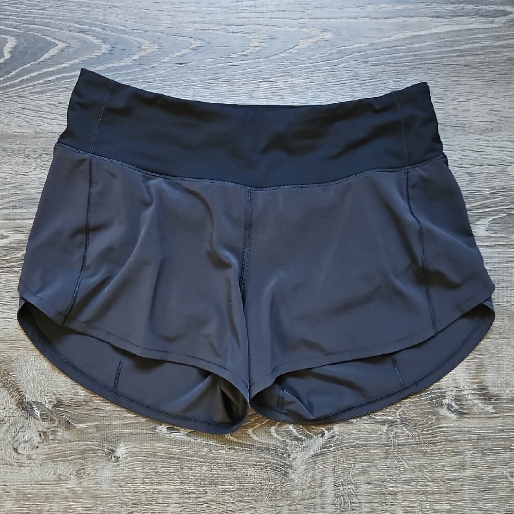 Lululemon Speed-Up Mid-Rise Short 4"